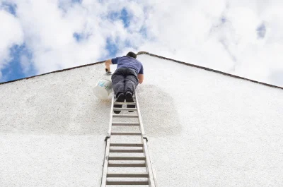 Peinture extérieure à Sainte-Marie-en-Chanois — façades et ravalement